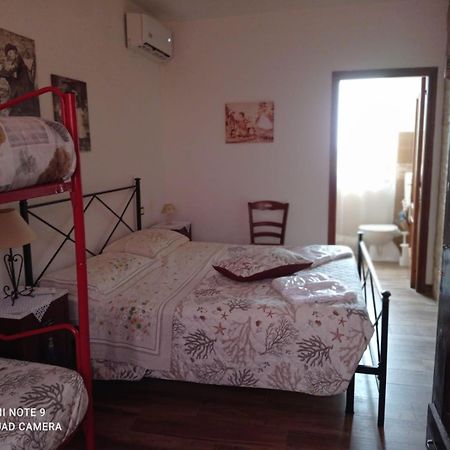 فيلا La Collina Degli Allori كاسالبوردينو الغرفة الصورة
